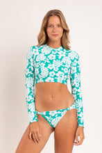 Carica l&#39;immagine nel visualizzatore di Gallery, Model Front: Rio De Sol Reggiseno Top Pua-Valley Reef
