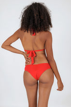 Carica l&#39;immagine nel visualizzatore di Gallery, Model Back: Rio De Sol Reggiseno Top Rouge Mel
