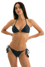Carica l&#39;immagine nel visualizzatore di Gallery, Model Front: Rio De Sol Reggiseno Top Shimmer-Shark Frufru
