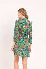 Carica l&#39;immagine nel visualizzatore di Gallery, Model Back: Rio De Sol Camicia Wilds Chemise
