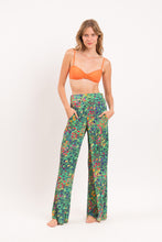 Carica l&#39;immagine nel visualizzatore di Gallery, Model Front: Rio De Sol Pantaloni Da Spiaggia Wilds Wide Pants
