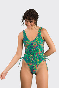 Model Front: Rio De Sol Intero Wilds Zoe