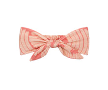 Carica l&#39;immagine nel visualizzatore di Gallery, Banana Rose Knot Headband
