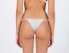 Carica l&#39;immagine nel visualizzatore di Gallery, Bottom Shimmer-White California
