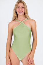 Carica l&#39;immagine nel visualizzatore di Gallery, Oliva High-Neck
